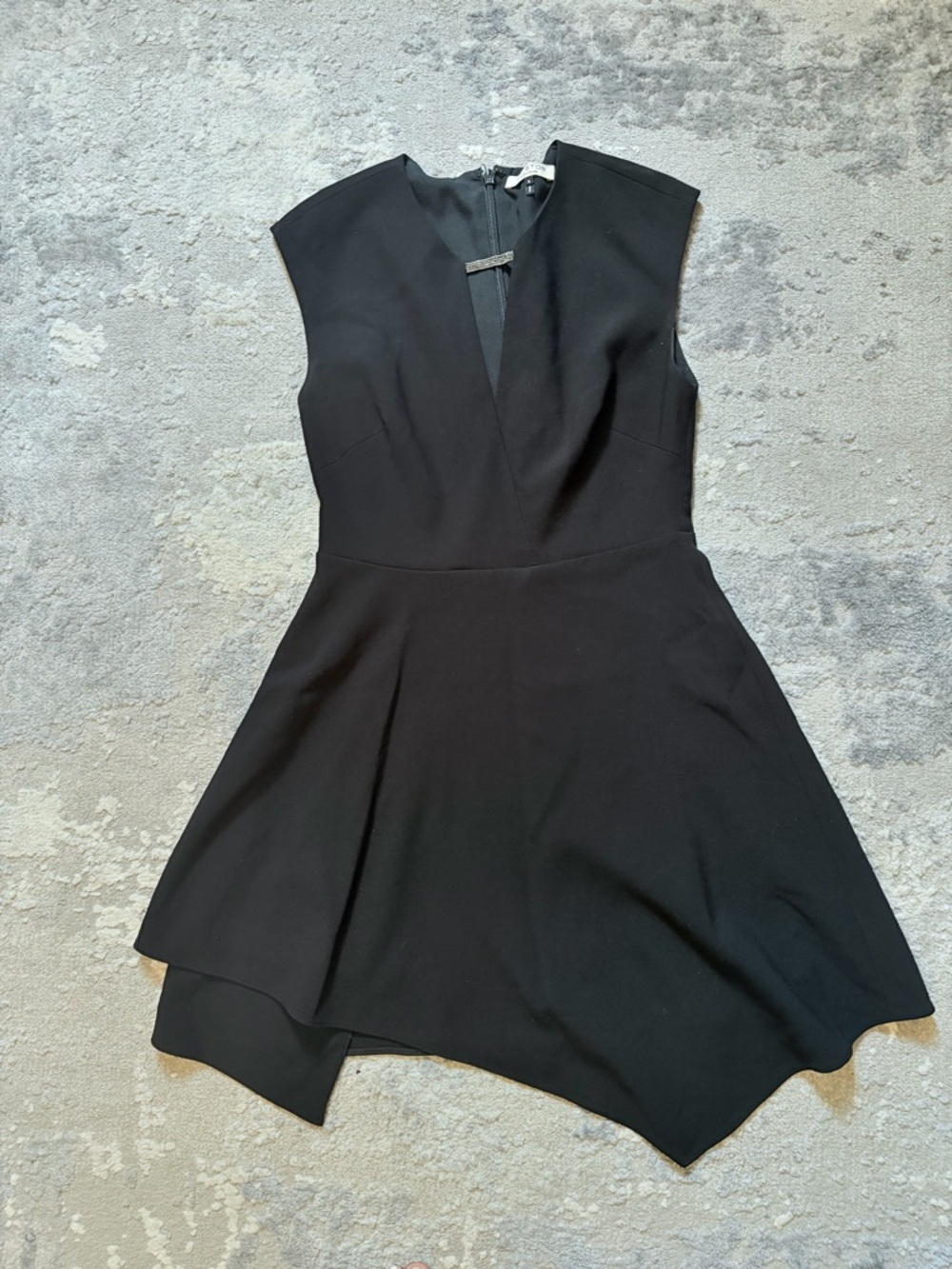 Halston Heritage: Womens Black Cocktail Party Dress-US Womens Size 6 LBD